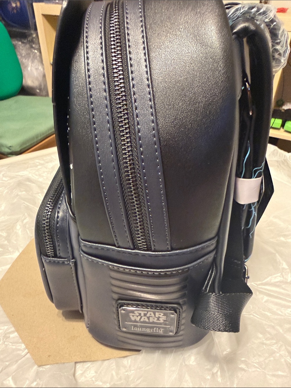 Loungefly Star Wars Darth Sidious Villains Scene back pack - Picture 5 of 6